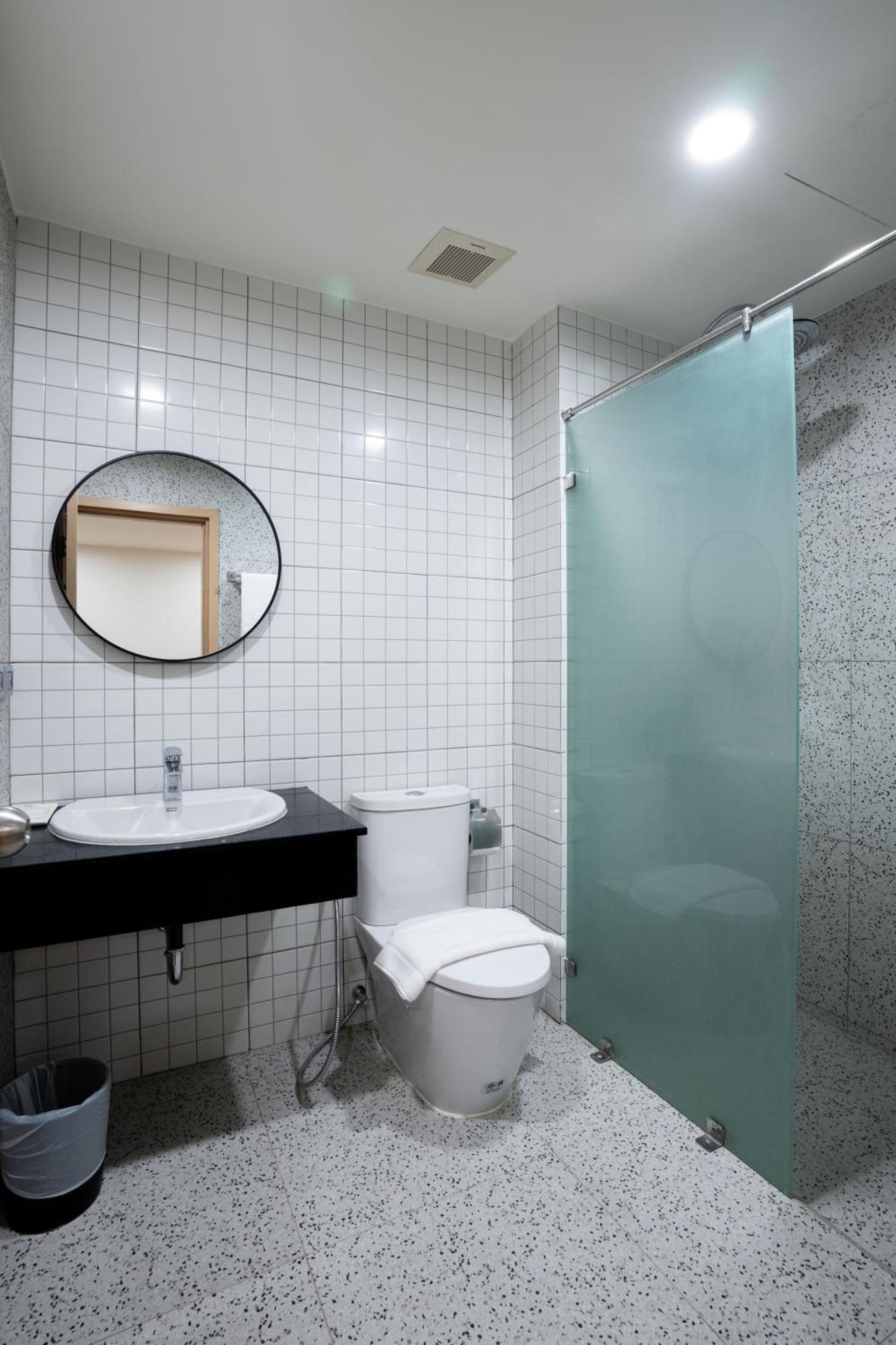 Ca Hotel And Residence Phuket - Sha Extra Plus Номер фото