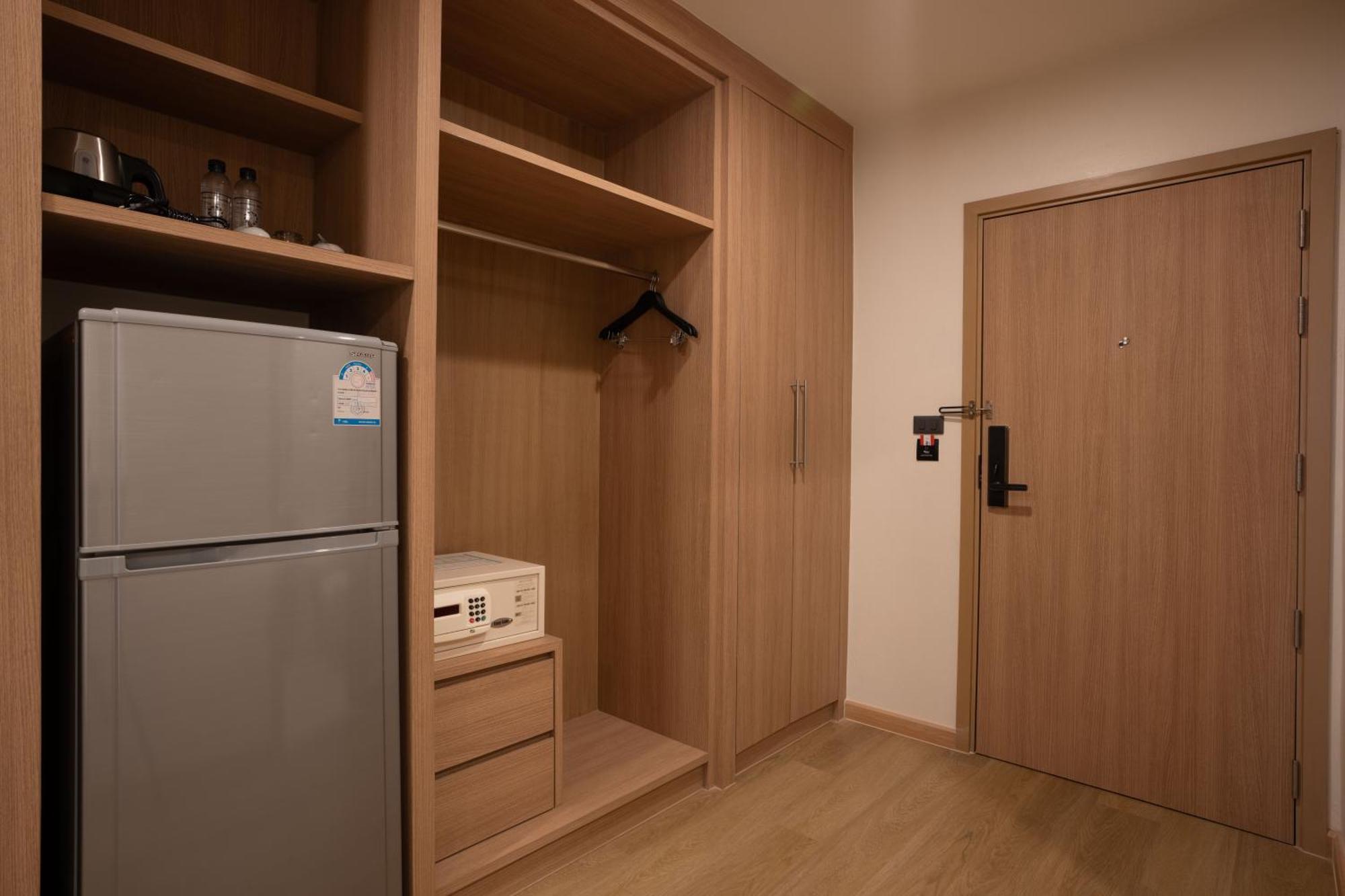 Ca Hotel And Residence Phuket - Sha Extra Plus Экстерьер фото