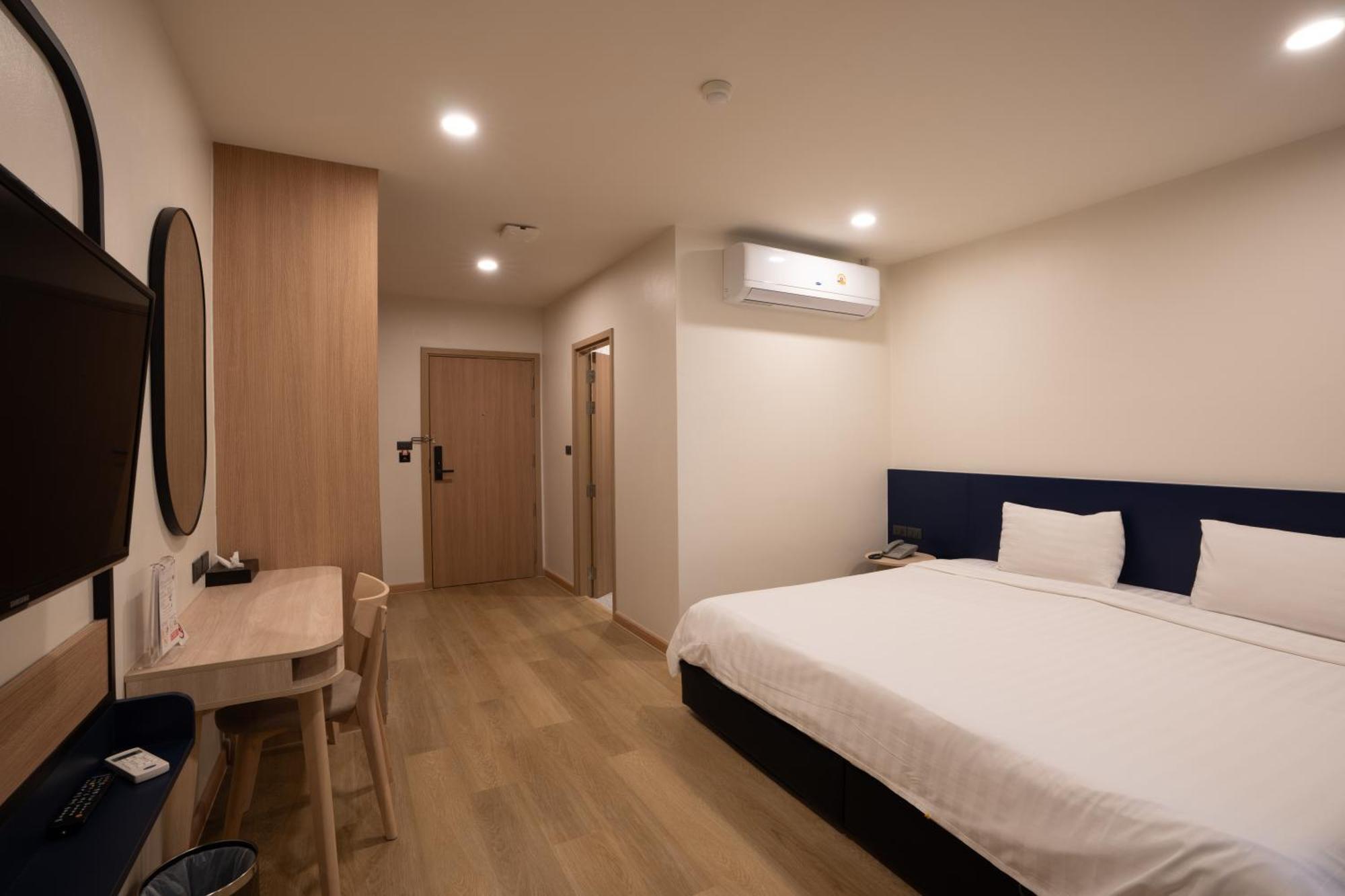 Ca Hotel And Residence Phuket - Sha Extra Plus Экстерьер фото
